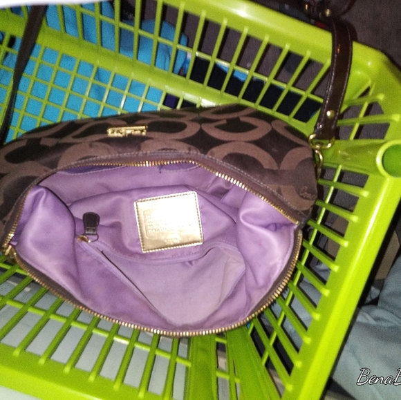 Coach purse - Picture 3 of 4